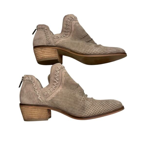 Vince Camuto Taupe Leather Ankle Western Slouch Booties Women's 7.5 Cowgirl - Picture 2 of 11